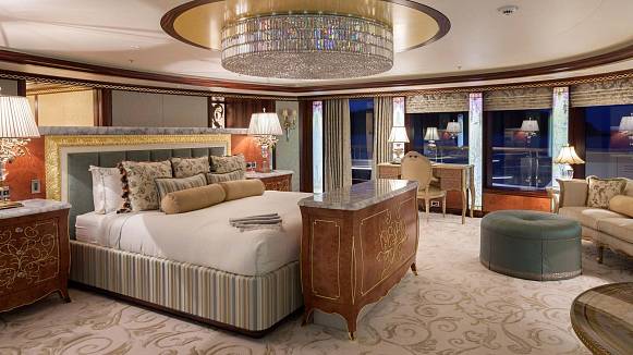 SOLANDGE yacht