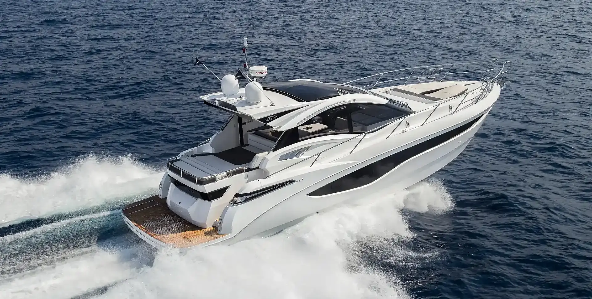Яхта GALEON 485 HTS