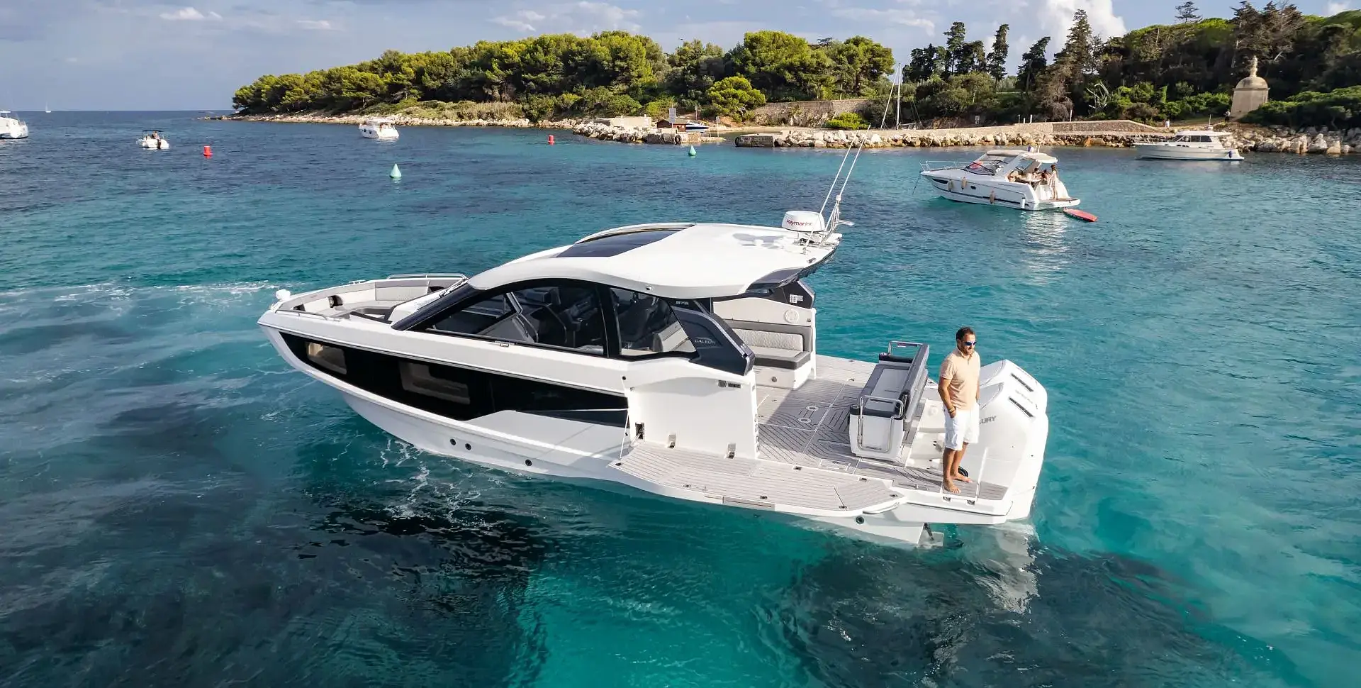 Яхта Galeon 375 GTO