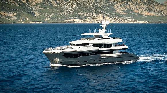 INFINITY NINE yacht