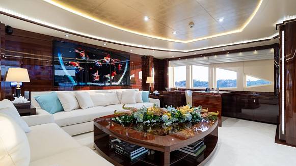 VERTIGO yacht