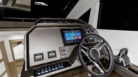 Яхта GALEON 470 SKY