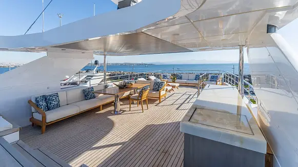 TRUE SENSE yacht