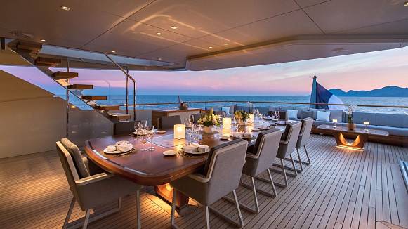 VERTIGE yacht