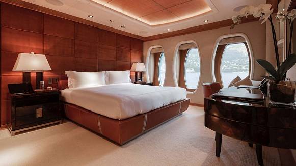 SUNRAYS yacht