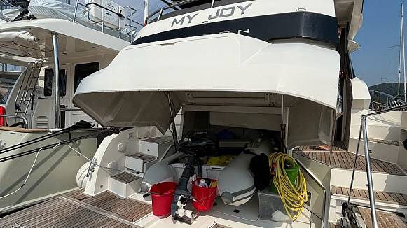 Яхта GALEON 445 HTS