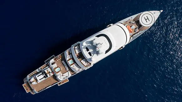 VICTORIOUS yacht
