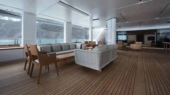 CLOUDBREAK yacht