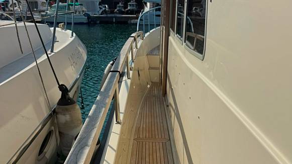 Яхта TARGA 44