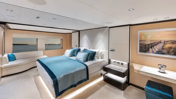 TRUE SENSE yacht