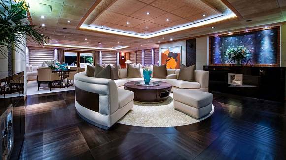 SUNRAYS yacht