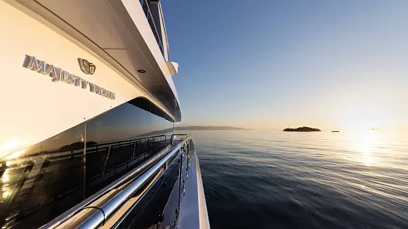 TRUE SENSE yacht