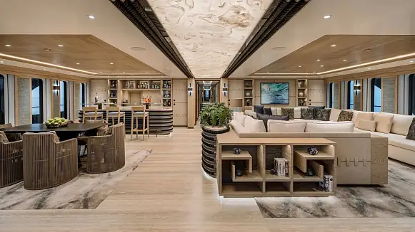VICTORIOUS yacht