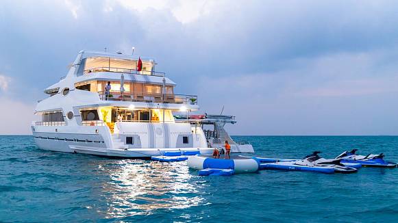 ALICE yacht