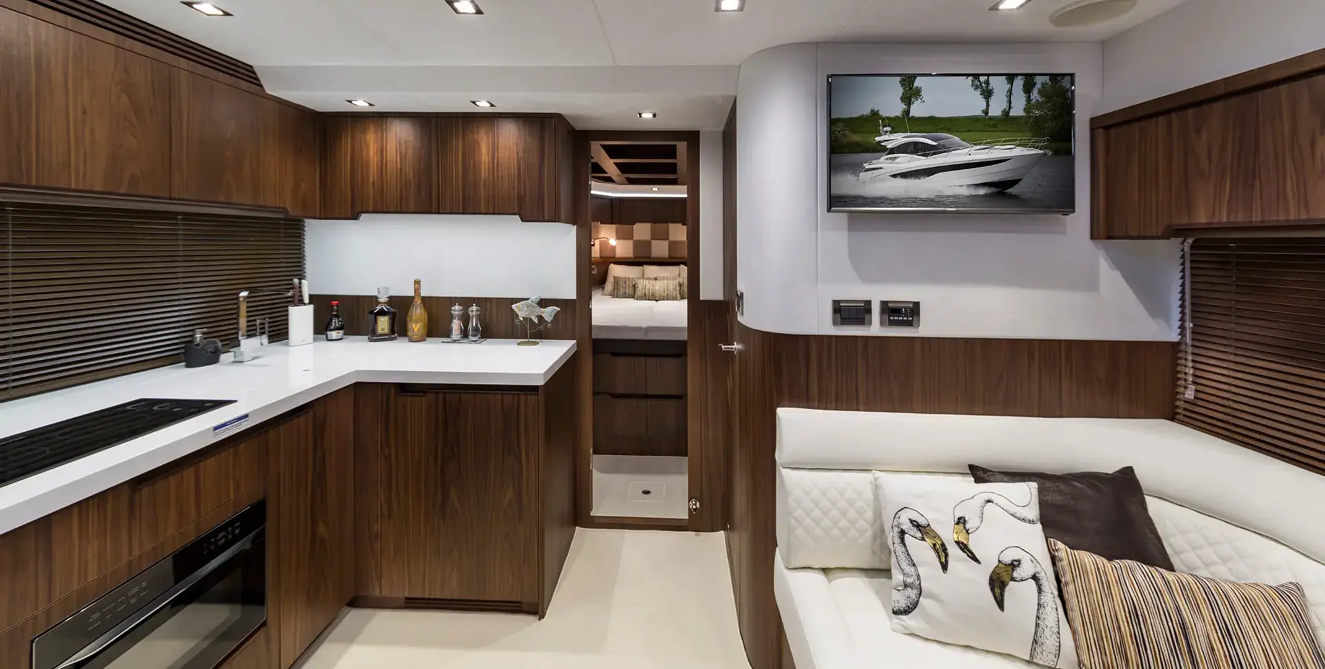 Яхта GALEON 485 HTS