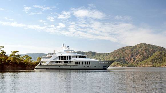 ORIENT STAR yacht