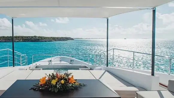 EMINA yacht