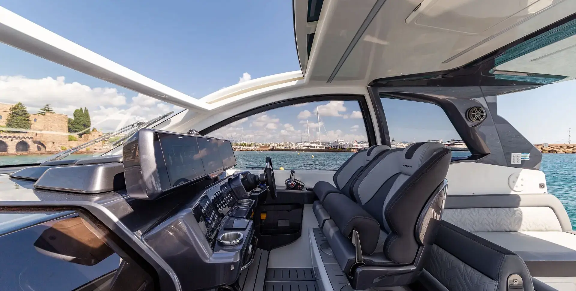 Яхта Galeon 375 GTO