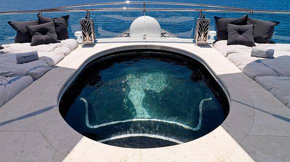 SILVER ANGEL yacht